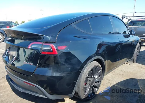 2022 Tesla Model Y Performance Dual Motor All-Wheel Drive from USA, damaged, VIN 7SAYGDEFXNF468140